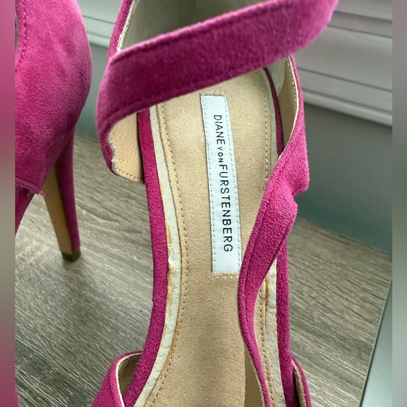 Diane Von Furstenberg Fuscia Ankle Strap Stilleto Heels Sz 9 Event Holiday Party - Picture 4 of 8